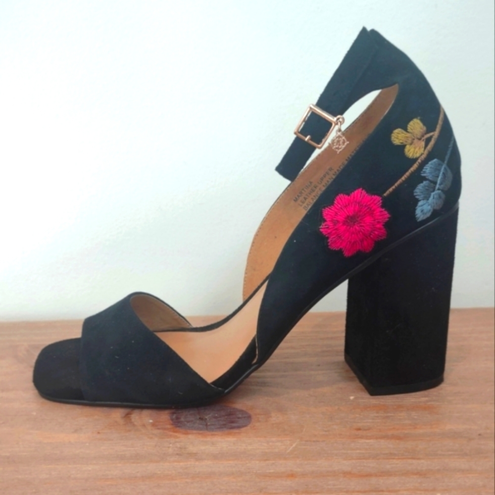 Nanette Lepore embroidered black suede leather block mary Jane heels 10